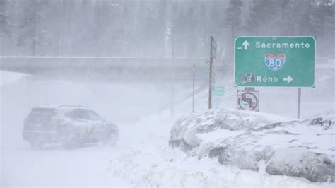 Nevasca Impressionante Atinge Estados Unidos Vento De 200 Km H