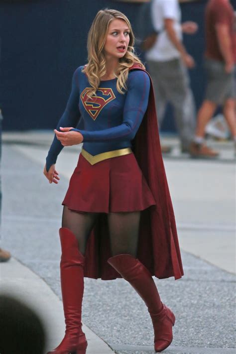 Supergirl お帰りなさい、カーラ・ダンバース 、メリッサ・ブノワの空飛ぶヒロインが活躍するtvシリーズ「スーパーガール