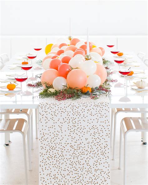 35 Best Thanksgiving Table Settings For A Decorative Celebration