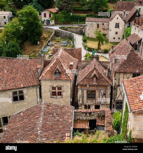 France Lot Saint Cirq Lapopie Labelled Les Plus Beaux Villages De