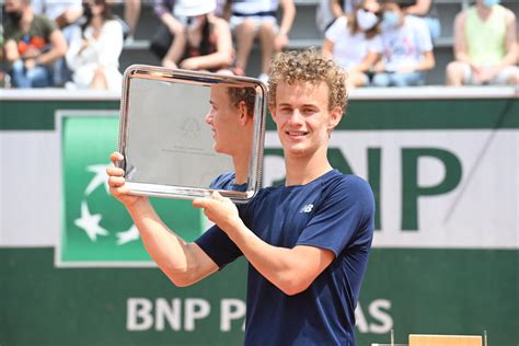 Photo Victoire De Van Assche Luca Van Assche Remporte La Finale De