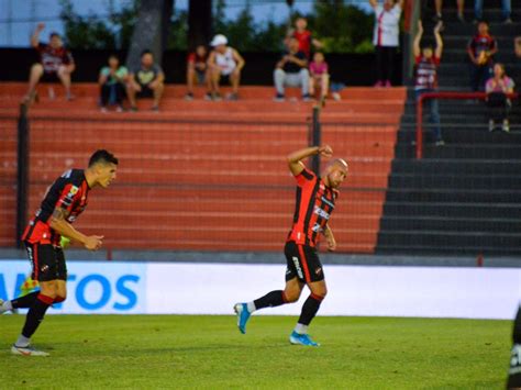 Patronato se lo dio vuelta a Lanús y su triunfo les sirvió a River y a Boca
