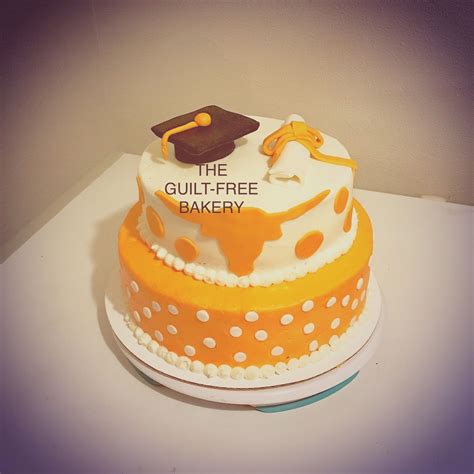 University Of Texas Longhorns Graduation Cake Graduation Cakes Cake Bakery