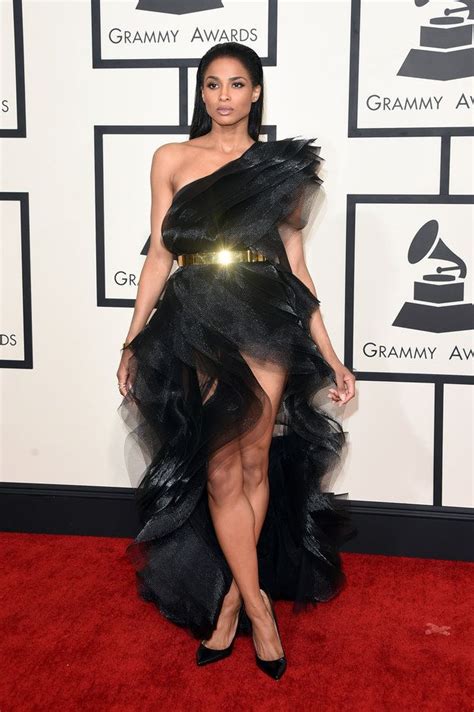 All The Looks From The 2015 Grammy Awards Grammy Fashion Summer