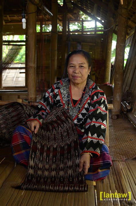 Tnalak Weaving Philippines — The Textile Atlas 40 Off