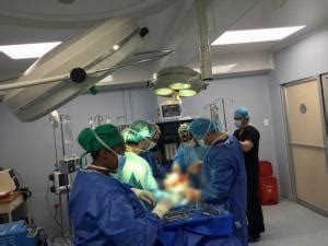 Realizan con éxito el primer trasplante bipulmonar en Ecuador El