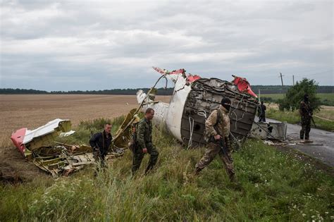 Bodies From Malaysia Airlines Flight Are Stuck In Ukraine Held Hostage