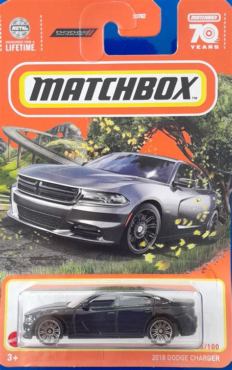 Matchbox 2018 Dodge Charger Universo Hot Wheels