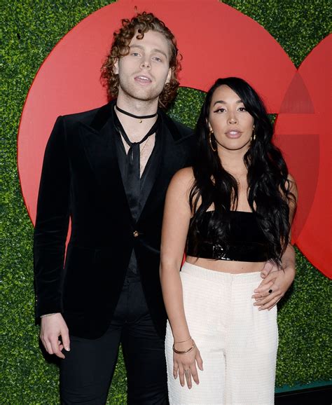 Luke Hemmings And Sierra Deaton S Relationship Timeline