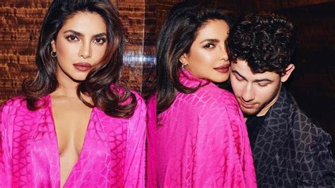 Priyanka Chopra Looks Smoking Hot As She Poses With Nick Jonas At