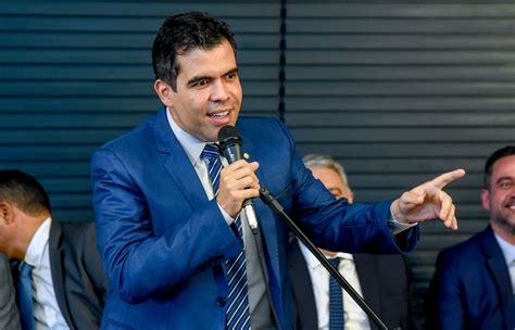 Projeto de Ricardo Ayres isenta rádios comunitárias do pagamento de