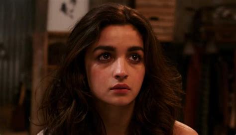 Kalank Actress Alia Bhatt Opens On Suffering From Anxiety Says