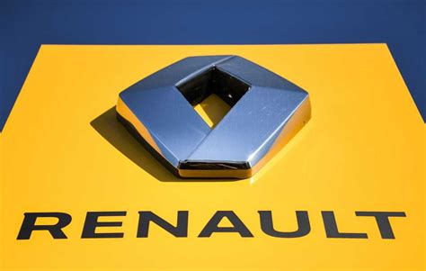 Guerre En Ukraine Renault Annonce Suspendre Les Activit S De Son