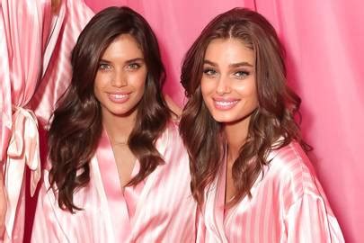 Sara Sampaio and Taylor Hill Pictures Best Friends | British Vogue