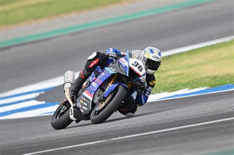 Yamaha R3 YRI Borong Podium AP 250 Wahyu Nugroho Rookie Terbaik Seri