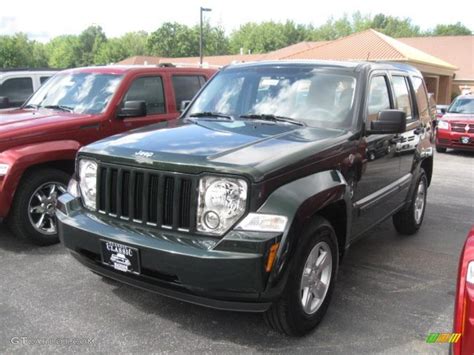 2010 Brilliant Black Crystal Pearl Jeep Liberty Sport 4x4 35427797