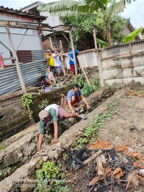 Pembuatan Saluran Baru Di Samping Polder RW 13 Bidang Kesehatan