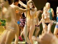 Naked Lucrezia Phantazia In Systemfehler Wenn Inge Tanzt