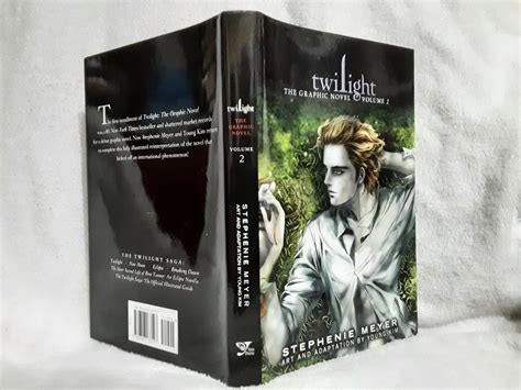 Twilight: The Graphic Novel, (The Twilight Saga) By, 47% OFF