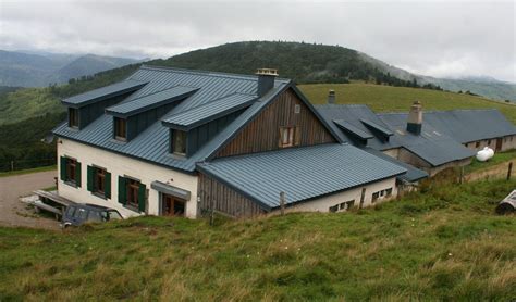 Le Hahnenbrunnen Une Ferme Auberge Sur Le Gr Entre Le Hohneck Et Le