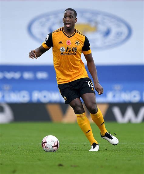 Wolves Willy Boly Pushing Hard For A Spot Of Derby Day Duty Express