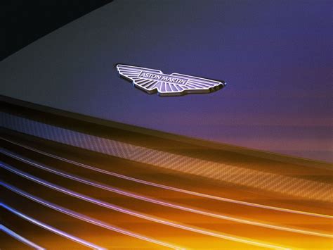 El Aston Martin Valour Celebra El Aniversario De La Marca Un