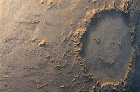 The 'weird' shapes continue to appear on Mars