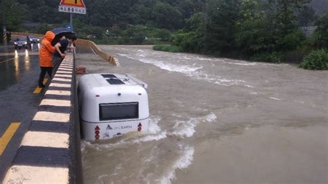 南韓南部豪雨成災已知4死 估7月下旬梅雨才結束 國際 自由時報電子報