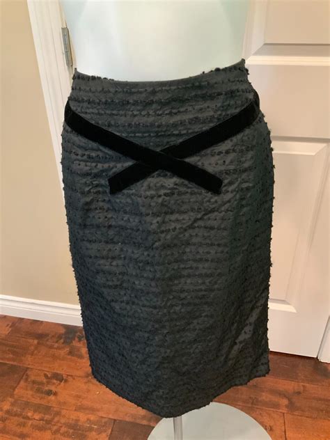 Nanette Lepore Black Knubby Body Pencil Skirt W Velv Gem