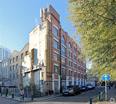 54 Commercial St London E1 6lt Uk