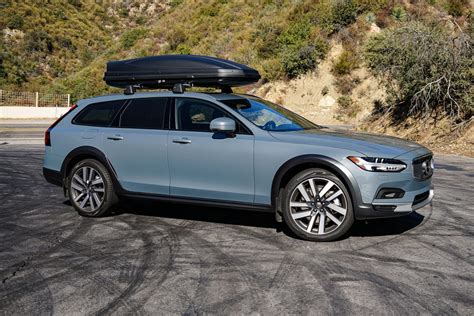 2021 Volvo V90 Cross Country review: Who needs an SUV? - CNET