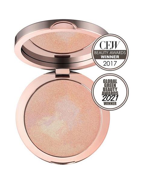 Delilah Pure Light Illuminating Powder Uk