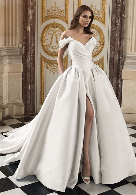 ÉLYSÉE ASTOR Wedding Dress | The Knot