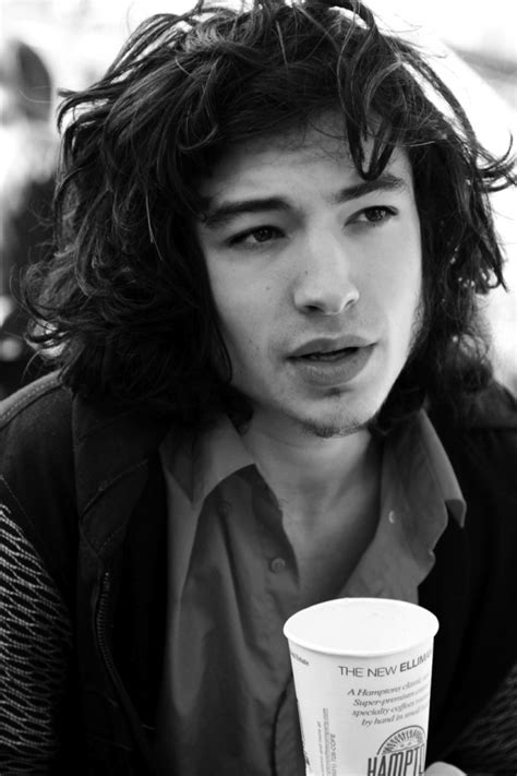 Ezra Miller Long Hair The Flash: Evidence Points To Longer Hair For ...