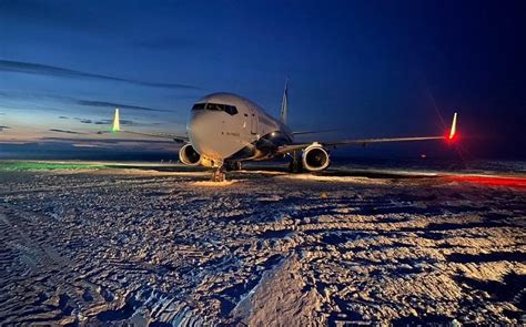 Plane Skids Off Runway At Norilsk Airport Reportaz