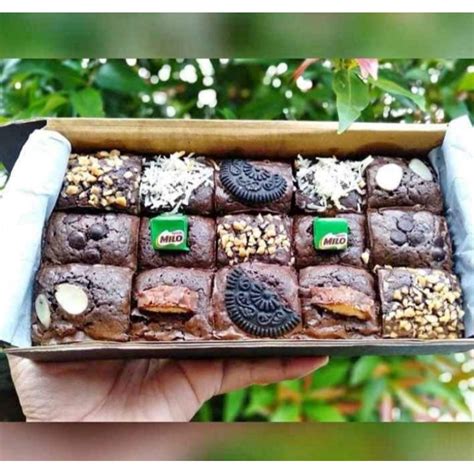 Jual Fudgy Brownies Brownies Panggang Free Kartu Ucapan Shopee