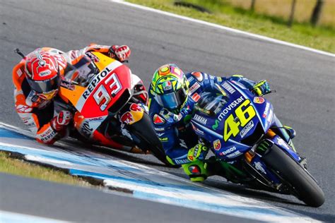 Valentino Rossi Und Marc Marquez Kriegsbeil Für Wohltätige Zwecke