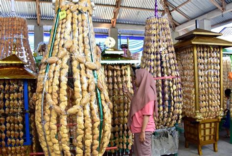 Mengenal Tradisi Unik Peringatan Maulid Nabi Di Indonesia