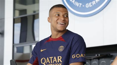 Psg Kylian Mbappé Regresa A Los Entrenamientos Con Su Futuro En El Aire