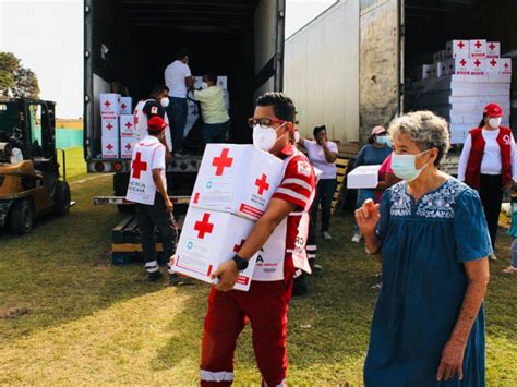 Cruz Roja entregó 2 mil despensas a damnificados de Pamela