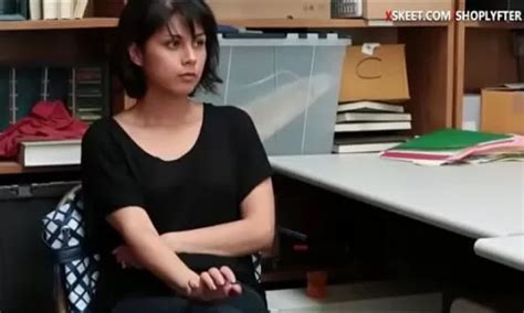 Punheta Guiada Brasileira Porno 4K Xvideos XXX
