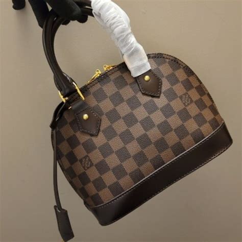 Lv Bb