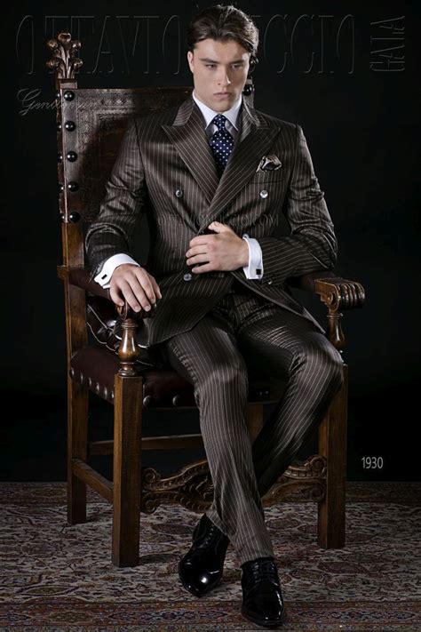 ONGala 1930 - Pinstriped brown peak lapel double breasted suit ...