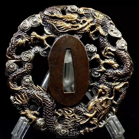 BRONZE CHINOIS PLAQUÉ or et argent motif dieu dragon Tsuba signature