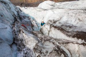 Best Iceland Glacier Hikes: Helpful Tips, Photos & Tour Options – Earth Trekkers