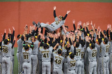 阪神38年ぶり日本一中継カンテレ「歴史的な1日」関西地区平均38・1％、瞬間最高50・0％ 芸能写真ニュース 日刊スポーツ