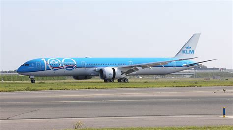 Klm Takes Delivery Of Its First Boeing Dreamliner