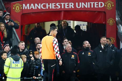 Manchester United Issues Response To Ronaldo Interview Promises Focus