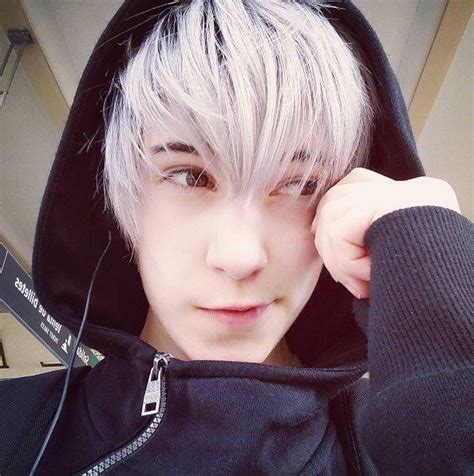 Pin by Isilmë Ilkalassë on Geheichou Hot emo boys Cute emo boys Cute emo guys