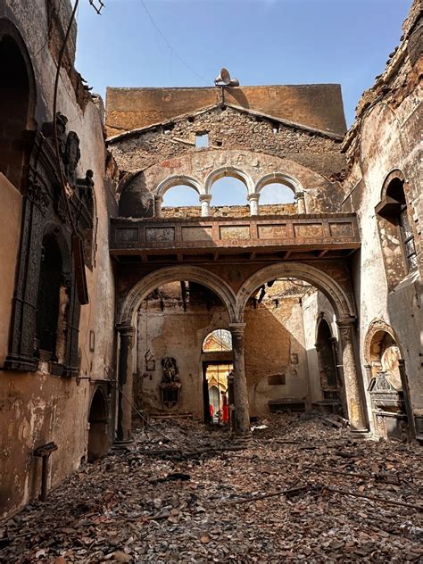 Lincendio che ha distrutto la Chiesa di Santa Maria di Gesù